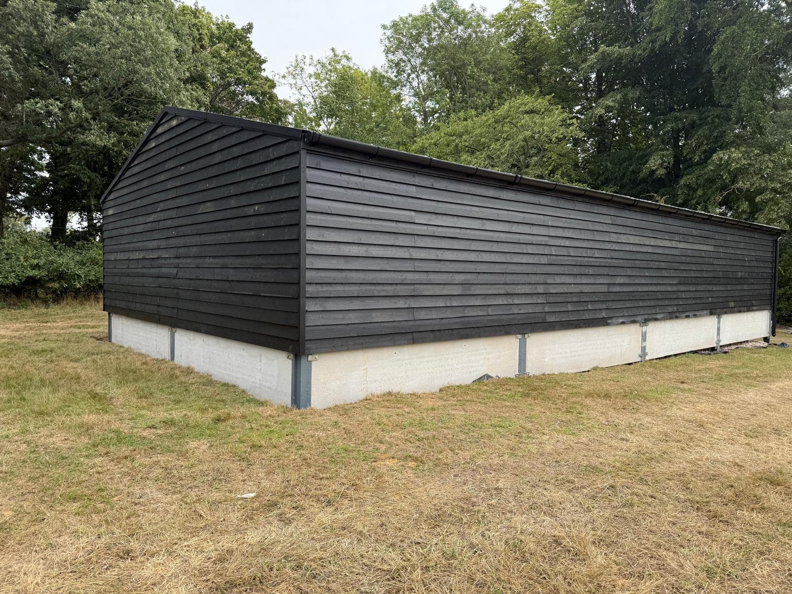 Black Clad Agricultural Building Side Elevation 02